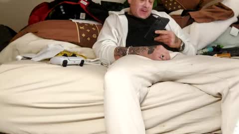 sayhi2mylilguy online show from February 11, 4:33 am