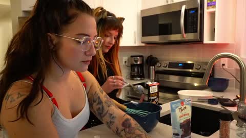 scarlajade online show from April 5, 5:48 am