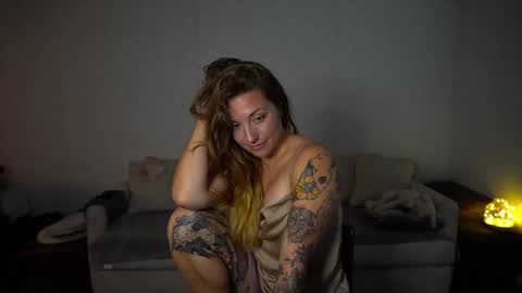 Snapshot of scarlajade chatting on September 20, 11:08 pm scarlajade online show from September 20, 11:08 pm
