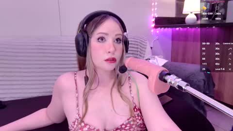 Snapshot of scarlet_carnal chatting on September 20, 9:51 pm Scarlet Carnal -  online show from September 20, 9:51 pm