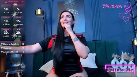 Scarlet Edwars online show from March 26, 7:52 pm