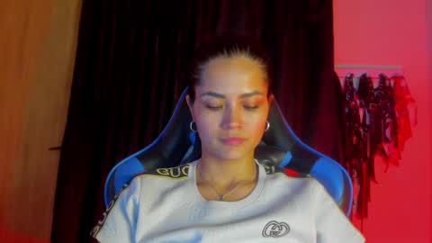 scarlet taylor kennedy online show from November 5, 11:29 pm