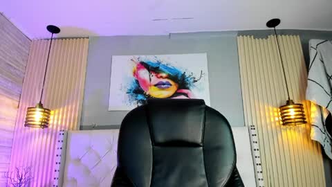 Scarlet online show from March 30, 8:09 pm