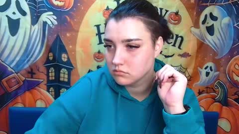 ScarletCargo online show from November 3, 6:14 am