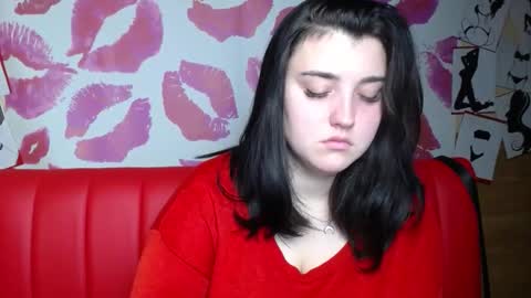 ScarletCargo online show from November 21, 6:33 am