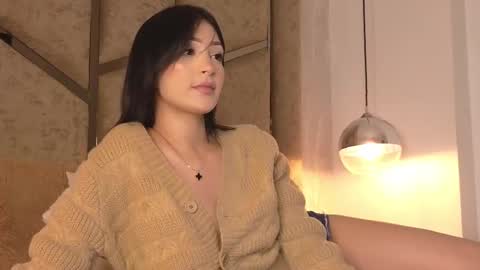 Snapshot of scarleth_lux_ chatting on September 15, 3:41 am Scarleth online show from September 15, 3:41 am