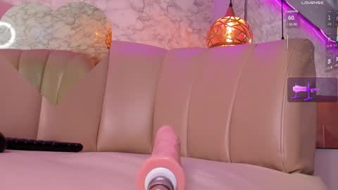 Snapshot of scarlethill_ chatting on March 7, 5:38 pm scarlethill_ online show from March 7, 5:38 pm