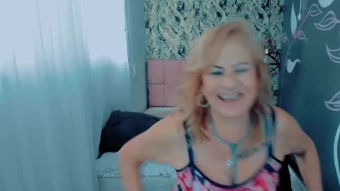 S C A R L E T online show from January 10, 3:16 pm