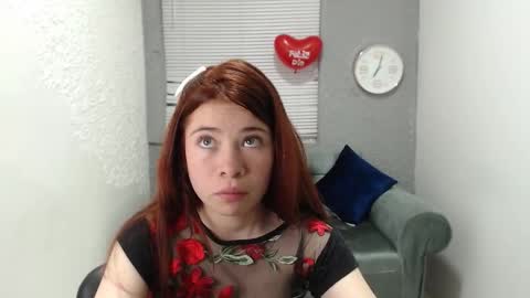 Snapshot of scarlethsexy69 chatting on October 2, 12:48 pm scarlethsexy69 online show from October 2, 12:48 pm