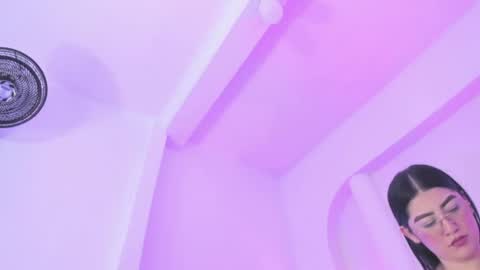 Scarlet online show from June 23, 5:52 pm