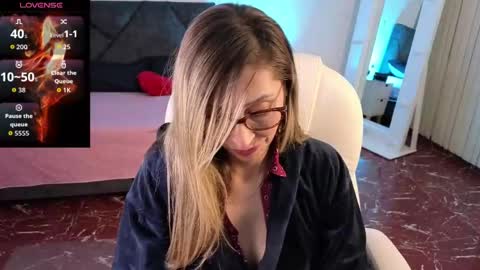 Scarlett online show from May 7, 11:39 am