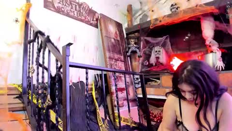 Snapshot of scarlett_1007 chatting on October 31, 2:28 pm Scarlett online show from October 31, 2:28 pm