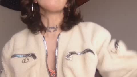 scarlet online show from January 6, 9:19 pm