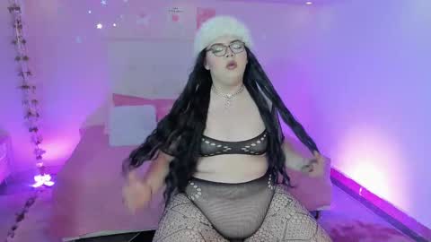 Scarlett  online show from November 14, 2:19 pm