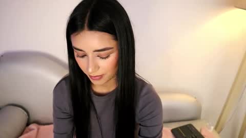 Lauren Scarlett online show from October 28, 7:26 pm