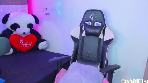 Kim online show from February 12, 8:16 am