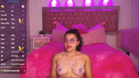 Scarlett online show from December 4, 3:59 pm