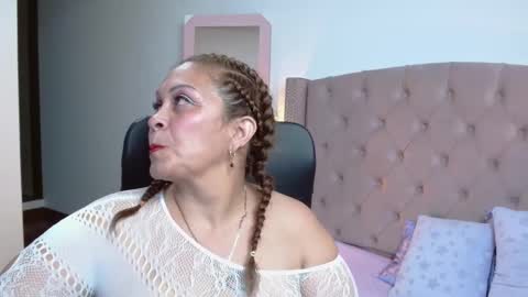 scarlettbooty online show from March 9, 3:43 am