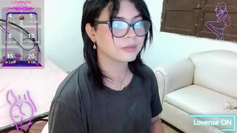Snapshot of scarlette_mason_1 chatting on October 13, 9:50 pm KARLA online show from October 13, 9:50 pm