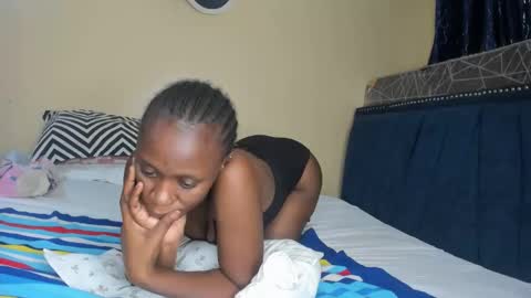 scarlettlust_dior44 online show from April 13, 9:24 am