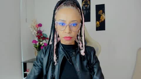 Scarlett online show from February 6, 10:10 pm