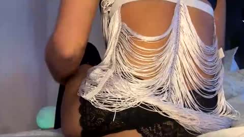 Snapshot of scarlettwhite69 chatting on October 14, 2:36 am Scarlett online show from October 14, 2:36 am