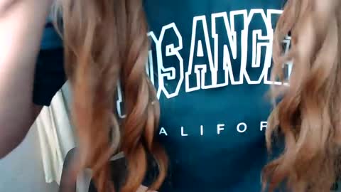 Queen Scarlet online show from February 3, 1:40 pm