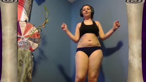 ScarSlutWitch online show from March 18, 9:53 pm