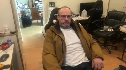 schief6218 online show from February 15, 11:53 am