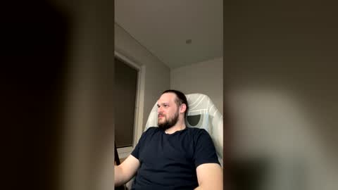 Charlie online show from April 29, 7:29 pm