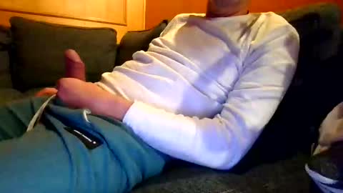 schmuhbaer1 online show from February 5, 7:39 pm