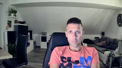 Snapshot of schnuckigeil chatting on September 22, 6:01 pm Dildomen online show from September 22, 6:01 pm