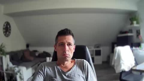 Snapshot of schnuckigeil chatting on October 22, 11:34 am Dildomen online show from October 22, 11:34 am