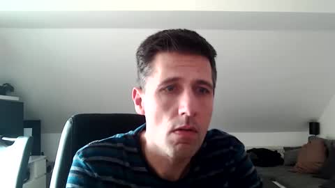 Snapshot of schnuckigeil chatting on January 20, 12:18 pm Dildomen online show from January 20, 12:18 pm