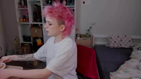 Rina online show from December 14, 7:14 am