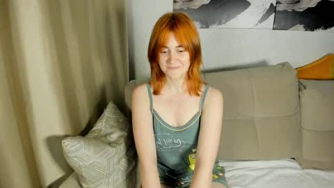 Snapshot of schoolg1rl chatting on October 8, 3:07 pm schoolg1rl online show from October 8, 3:07 pm