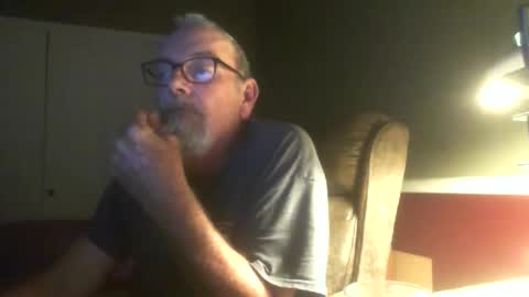Snapshot of scotsman_62 chatting on October 10, 7:03 am scotsman_62 online show from October 10, 7:03 am