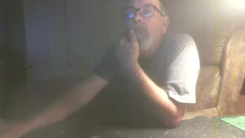 Snapshot of scotsman_62 chatting on October 25, 4:13 am scotsman_62 online show from October 25, 4:13 am
