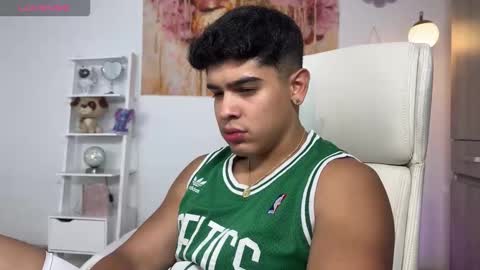 Andrew Flintt online show from November 2, 2:22 am