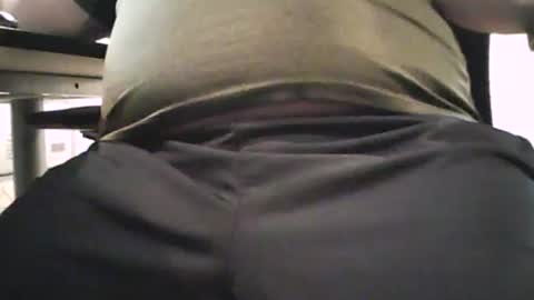 Snapshot of scottie813 chatting on February 13, 9:28 pm scottie813 online show from February 13, 9:28 pm