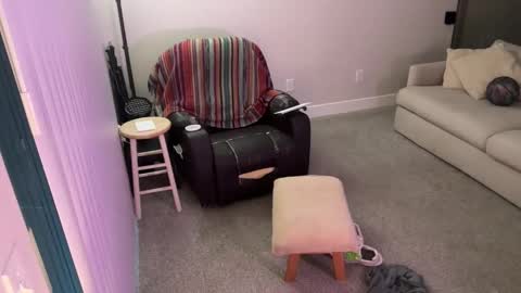 Scotty online show from February 19, 3:33 pm