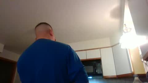 scottydoesntknow0 online show from December 7, 2:03 am