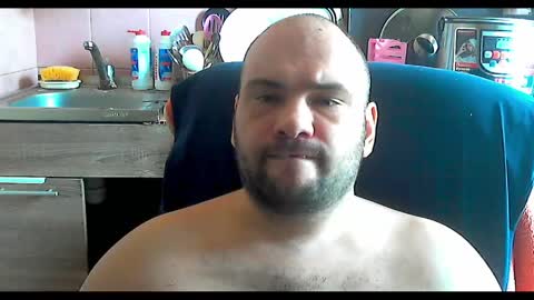 scuban87 online show from May 10, 9:48 am
