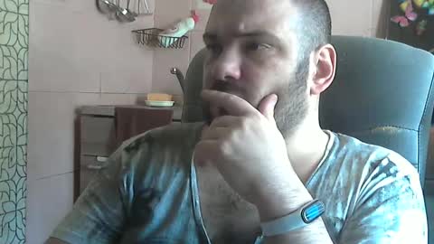 scuban87 online show from May 19, 4:41 am