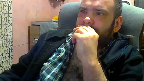scuban87 online show from April 27, 5:32 pm