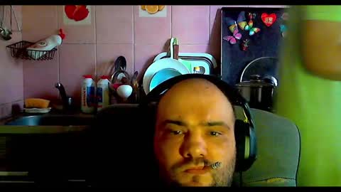 scuban87 online show from May 11, 4:04 pm