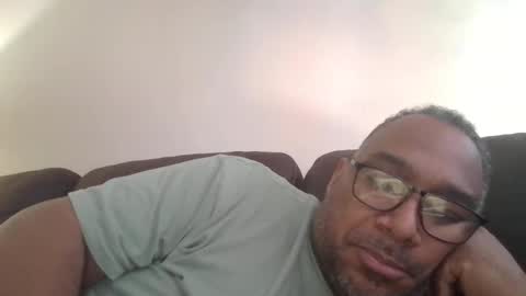 sdblkmale2131 online show from September 9, 10:21 pm