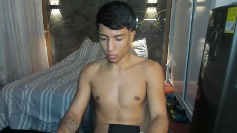 Snapshot of sean_scoth2 chatting on September 11, 9:38 pm Sean Scoth online show from September 11, 9:38 pm