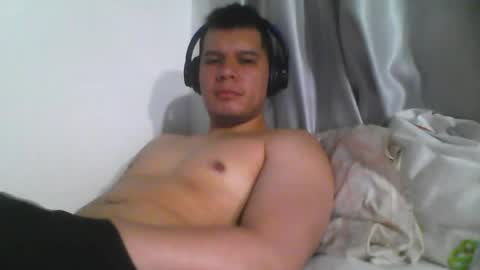 seb5759 online show from June 4, 6:52 am