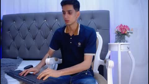 sebalexis7 online show from November 8, 3:53 am